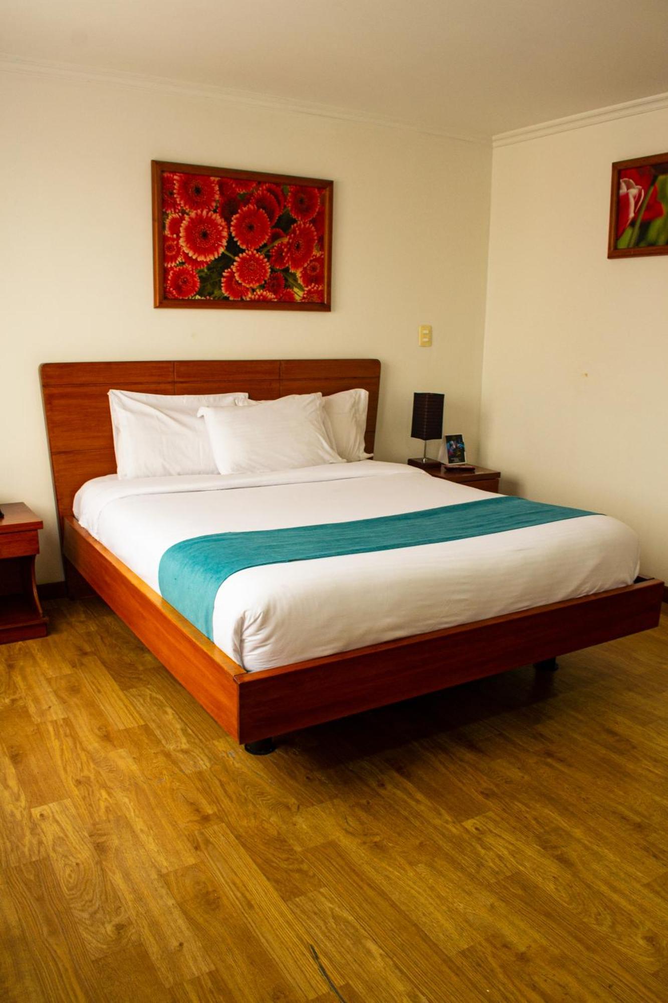 Splendor Hotel 4*